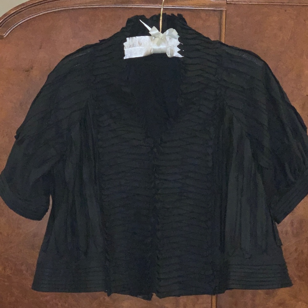 One button pleated jacket - Picture 2 of 4